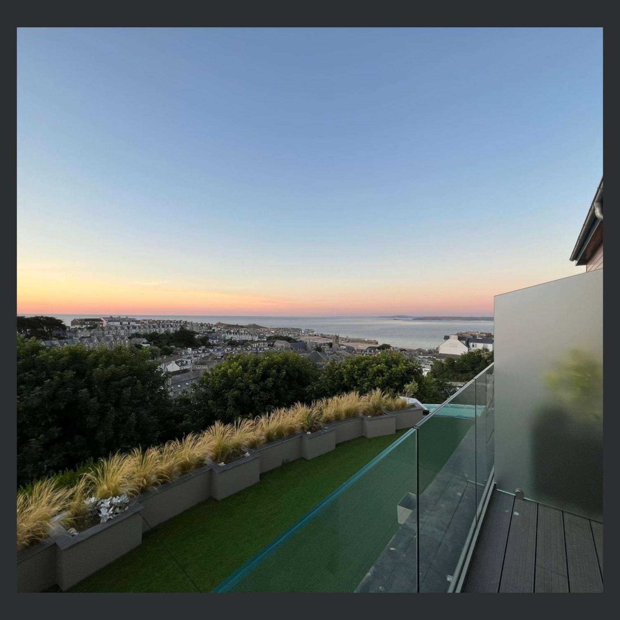 Uno St Ives - Luxury Serviced Accommodation Eksteriør billede