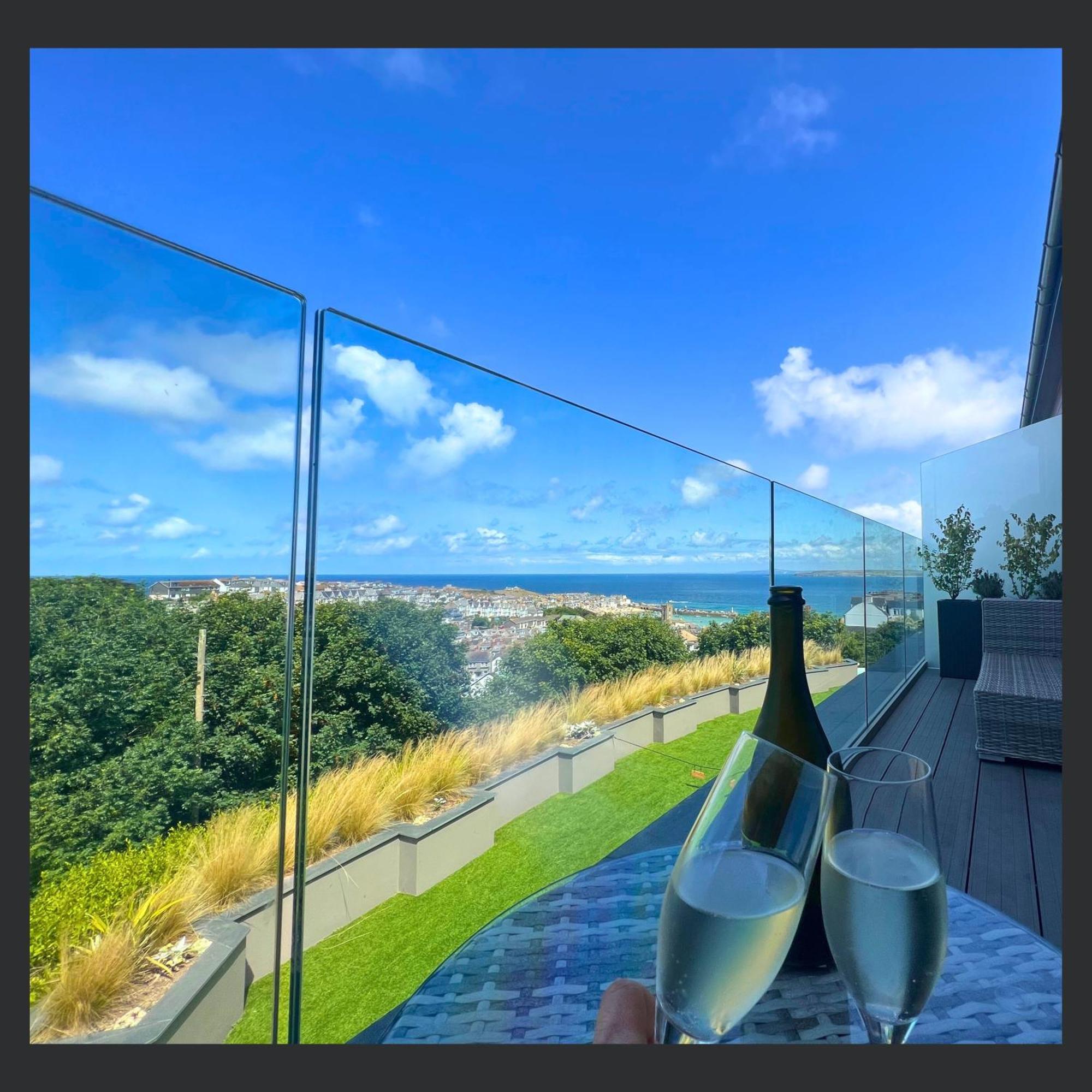 Uno St Ives - Luxury Serviced Accommodation Eksteriør billede